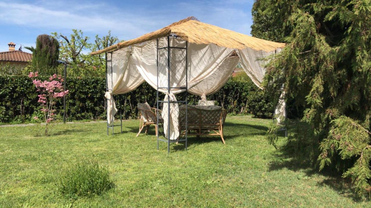 Appartamento Lussuoso 2 In Villa Riccardo Barga Exteriör bild